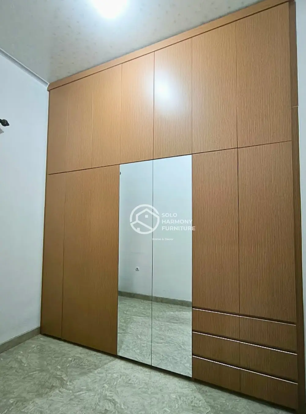 Built-In Wardrobe Full-Height — Lemari foto 4 di Palur, Karanganyar