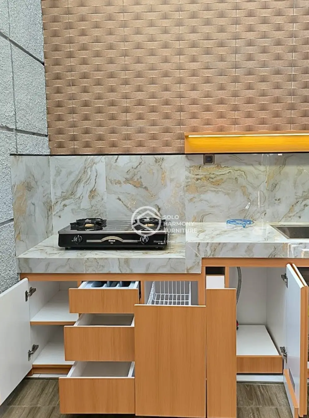 Kitchen Set Straight Layout Marmer — Kitchen Set foto 5 di Gentan , Sukoharjo