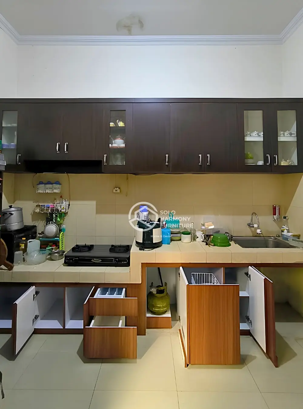 Custom Kabinet Kitchen Set Bawah — Kitchen Set foto 2 di Baturan, Colomadu, Karanganyar
