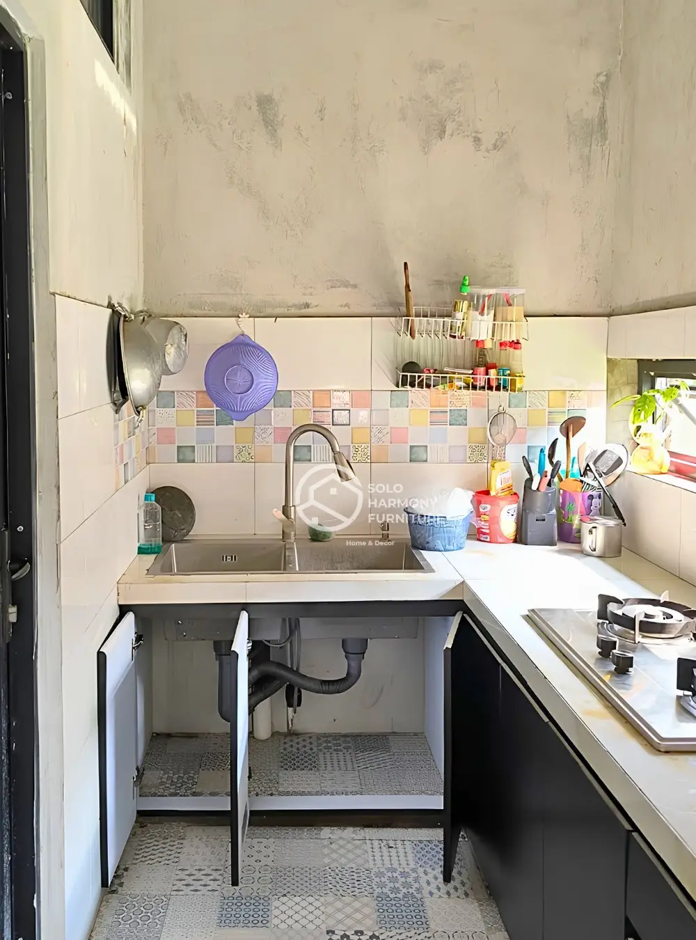 Custom Kabinet Kitchen Set Bawah L-Shap — Kitchen Set foto 6 di Sukoharjo