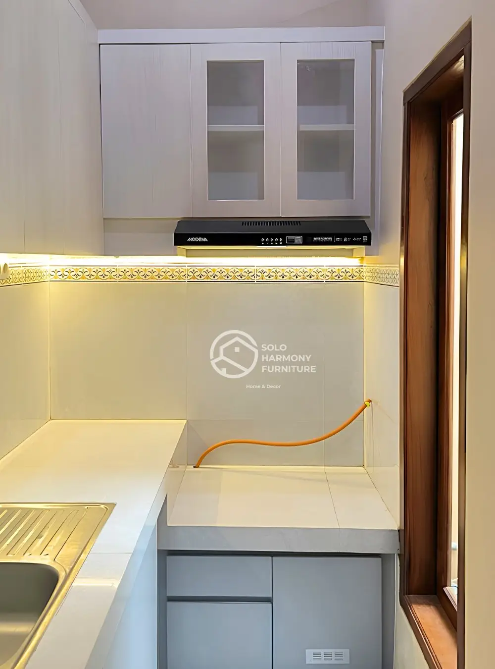 Kitchen Set Minimalis yang Menawan — Kitchen Set foto 2 di Gumpang, Kartasura