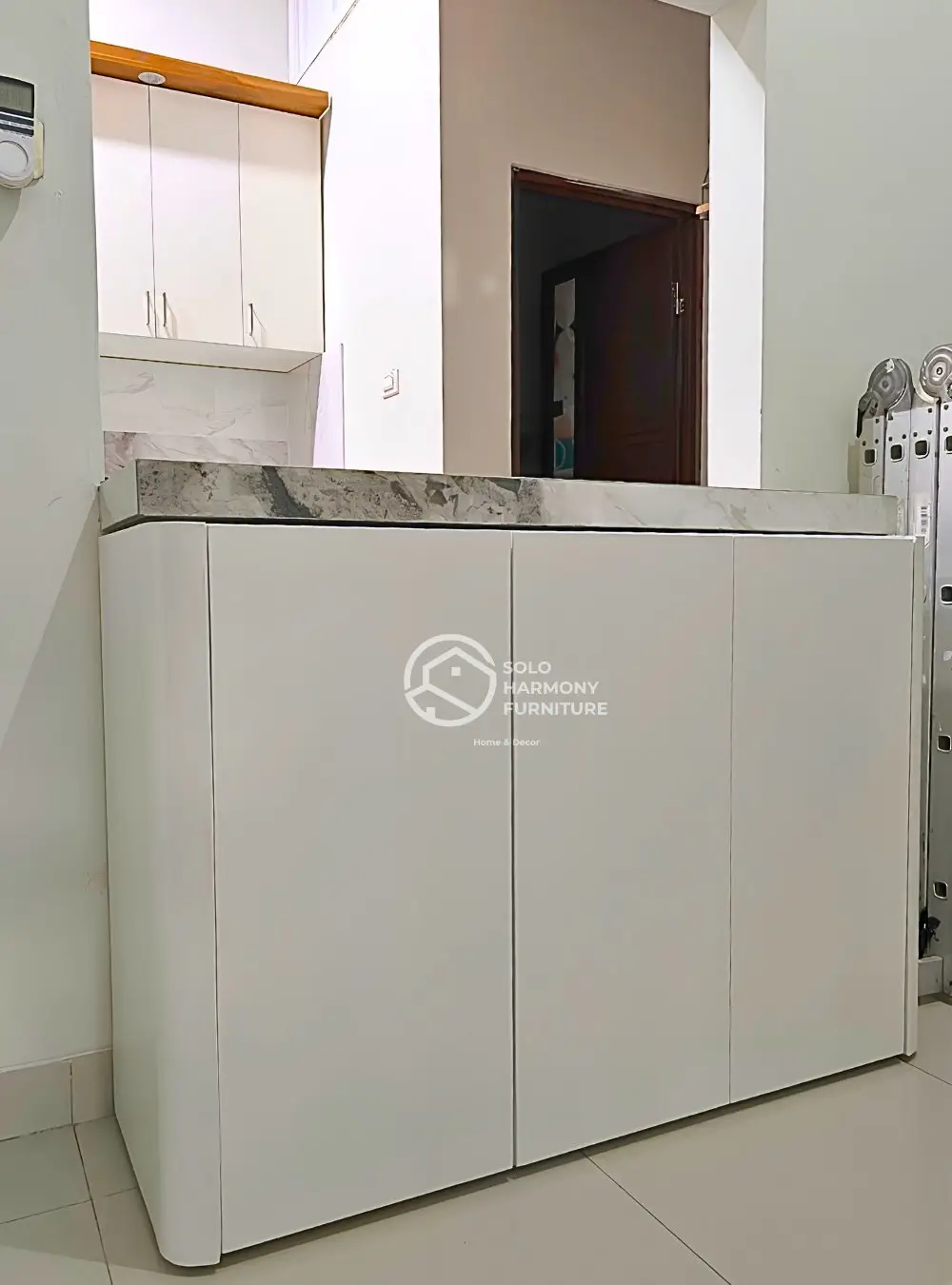Custom Minimalist Mobile Cabinet — Lemari foto 5 di Colomadu, Karanganyar