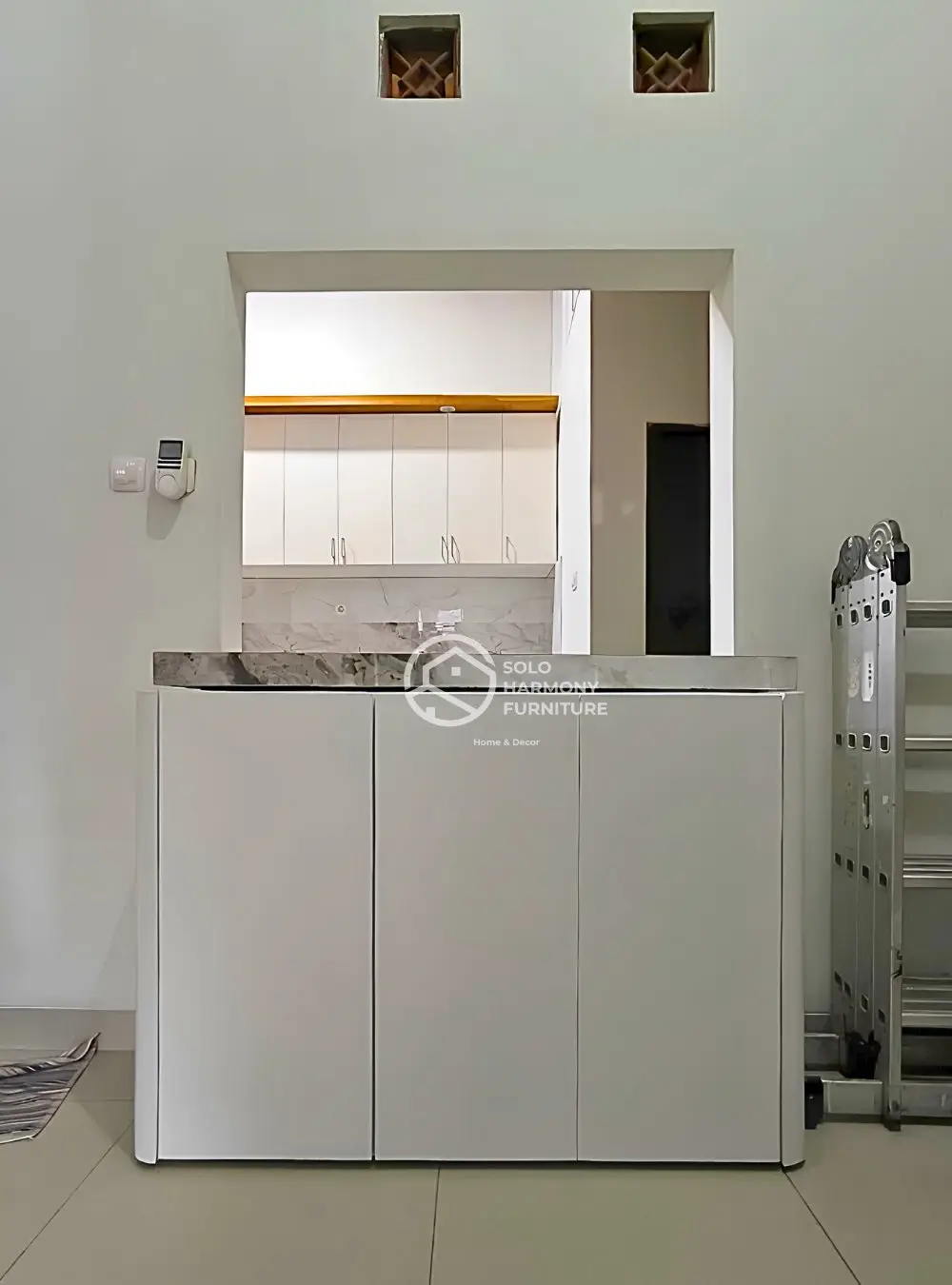 Custom Minimalist Mobile Cabinet — Lemari foto 6 di Colomadu, Karanganyar