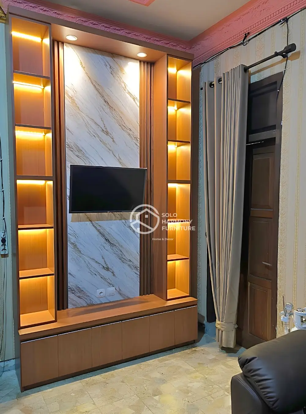 Custom Minimalis Backdrop TV — Backdrop TV foto 6 di Pasar Kliwon, Surakarta
