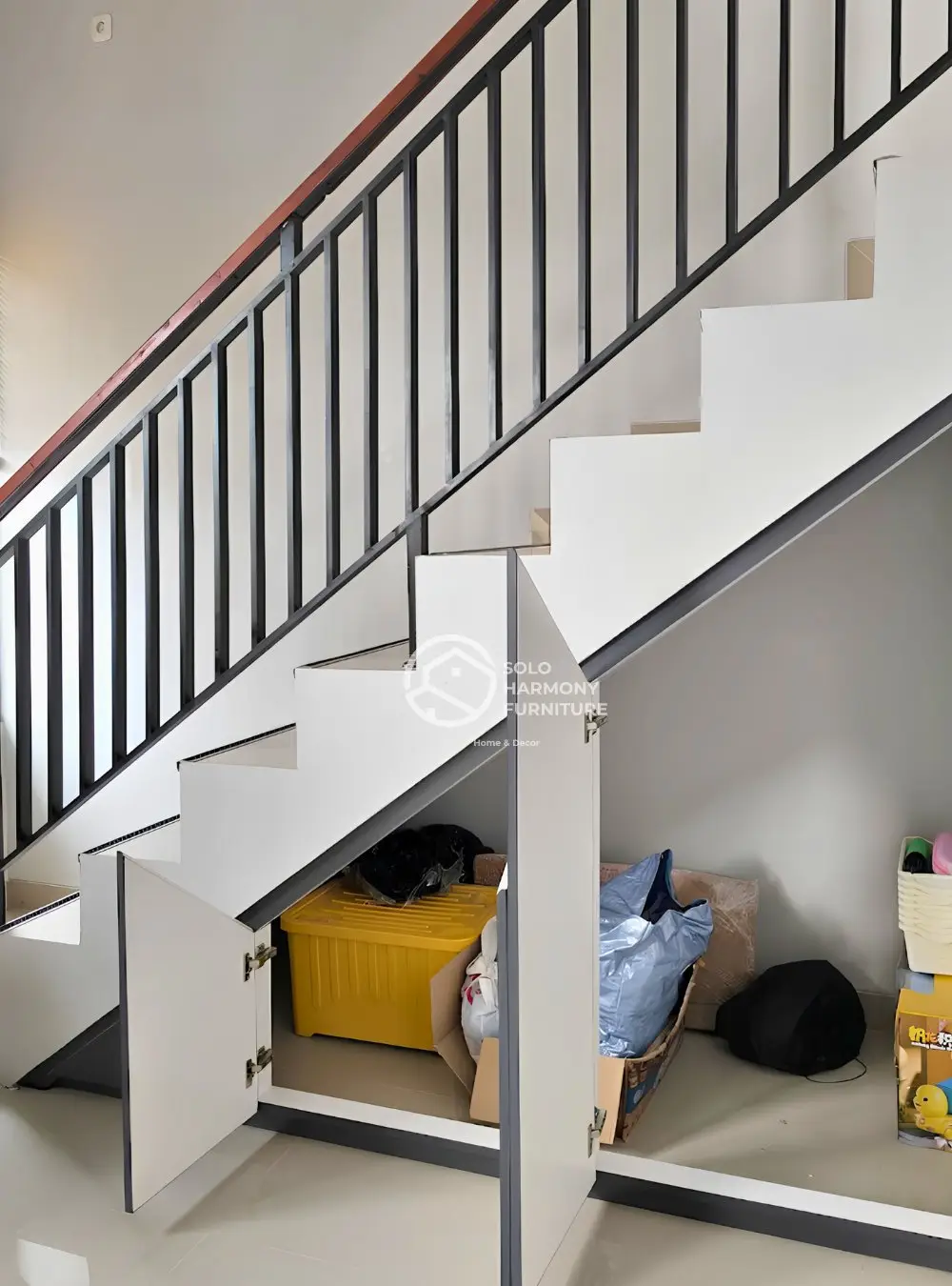 Minimalist Under-Stairs Cabinet Doors — Interior foto 2 di Cengklik, Boyolali