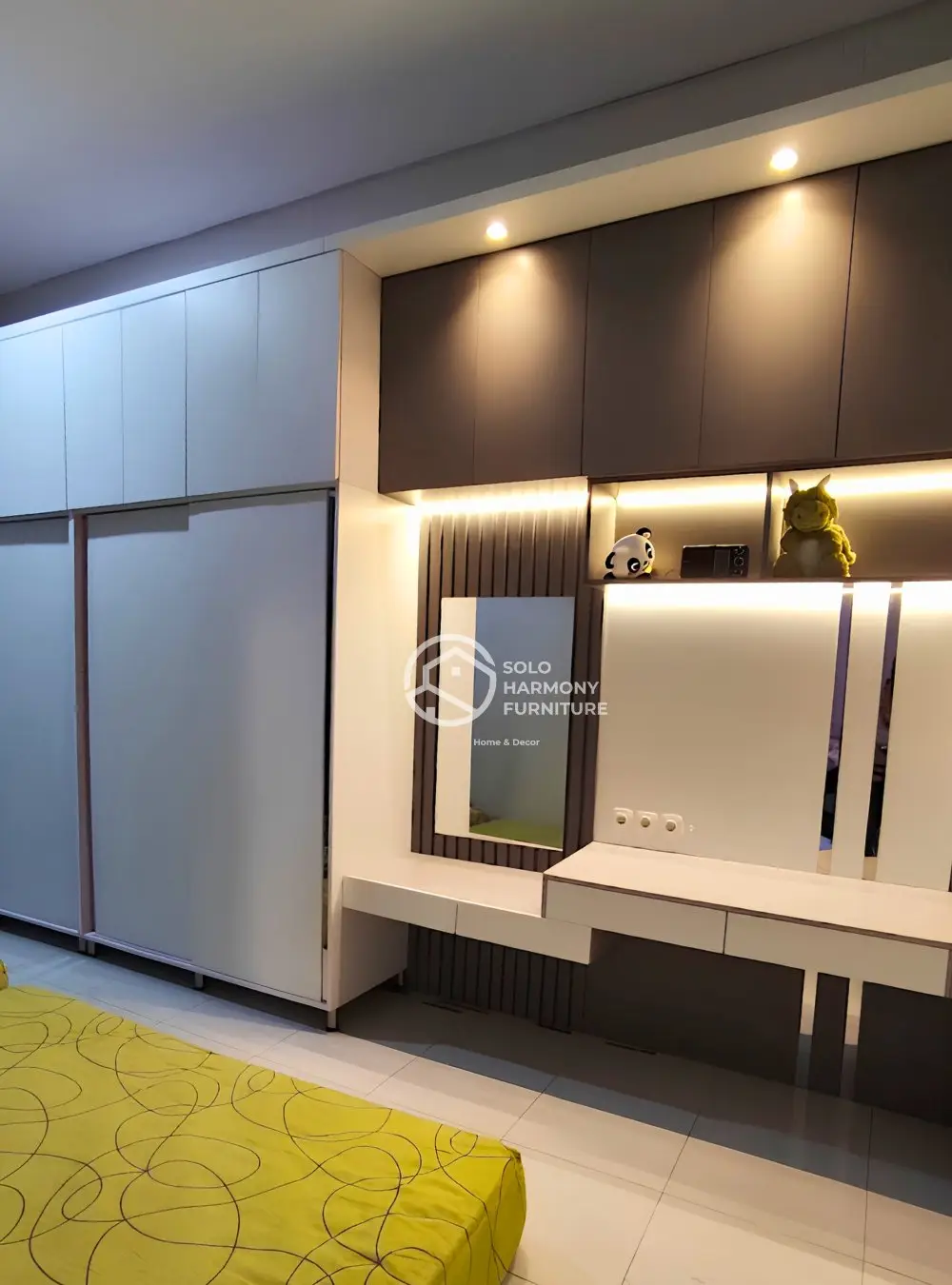 Furnitur Kamar Multifungsi Terintegrasi — Lemari foto 2 di Jebres, Solo