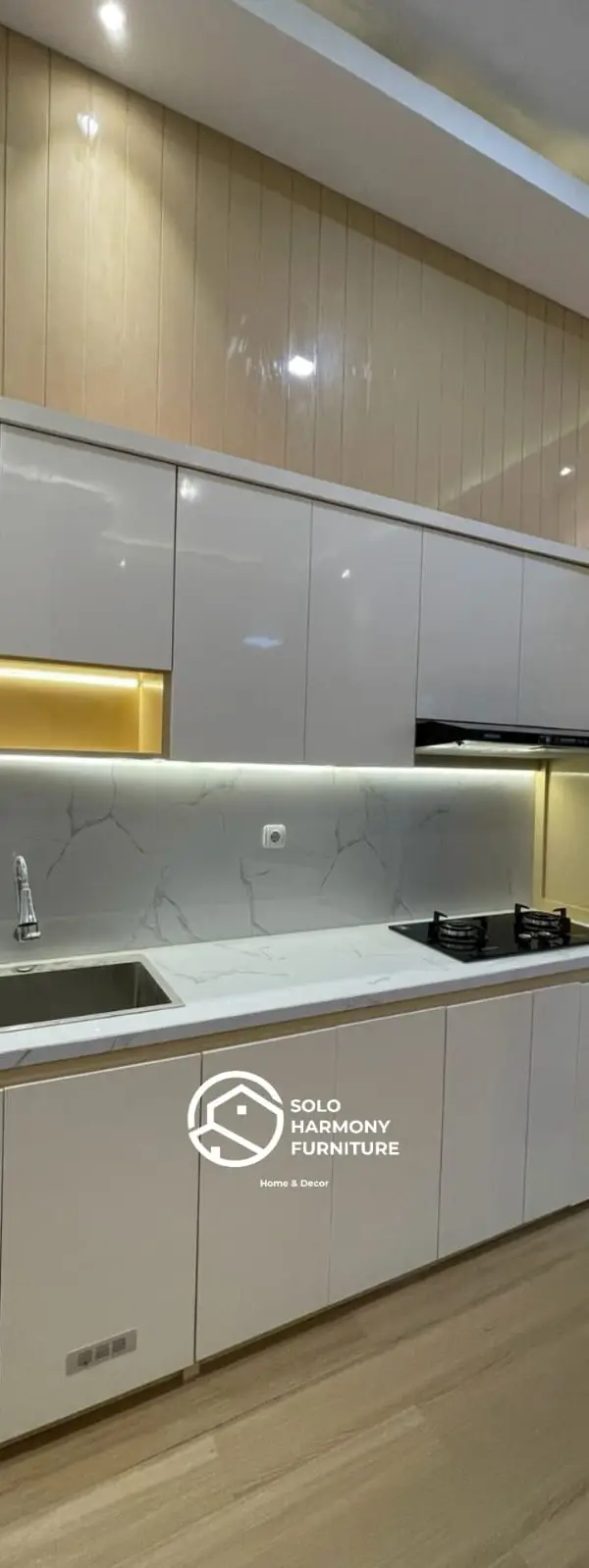 Kitchen Set Kitchen Set Modern minimalis di Sumber, Banyuanyar. Solo — Solo Harmony Furniture