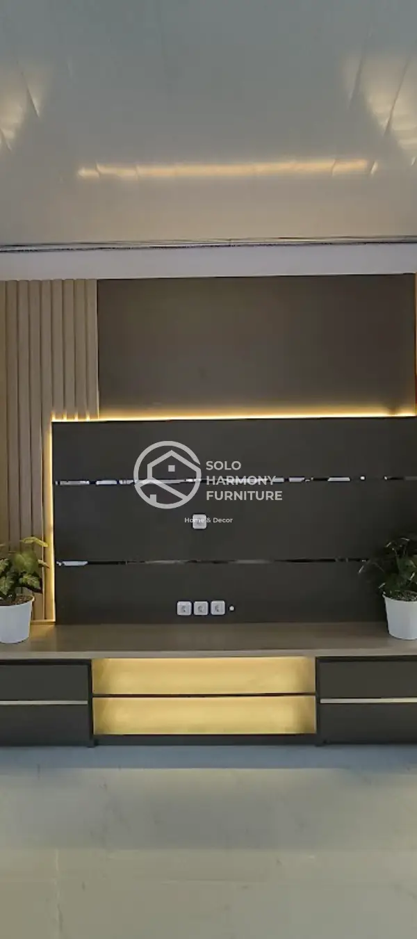 Backdrop TV Backdrop Tv di Colomadu, Karanganyar — Solo Harmony Furniture
