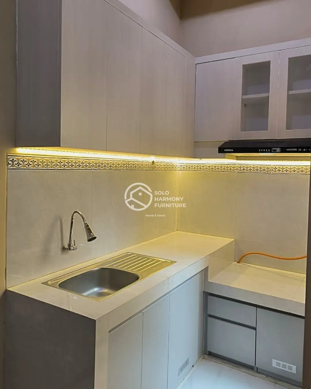 Kitchen Set Kitchen Set Minimalis yang Menawan di Gumpang, Kartasura — Solo Harmony Furniture