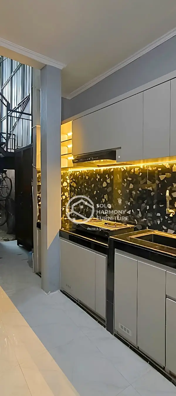 Grey Kitchen Set with Black Terrazzo — Ibu Andwi — Kitchen Set di Malangjiwan - Karanganyar. Colomadu · Solo Harmony Furniture Soloraya