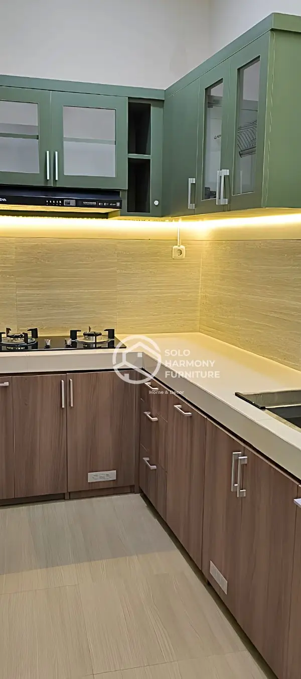 Kitchen Set Kitchen Set L-Shape Sage & Wood di Sumber, Solo — Solo Harmony Furniture