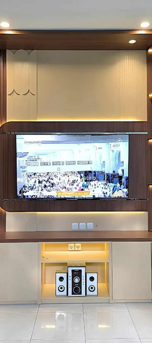 Luxurious Custom Backdrop TV Set — Backdrop TV di Solo, Solo Baru · Solo Harmony Furniture Soloraya